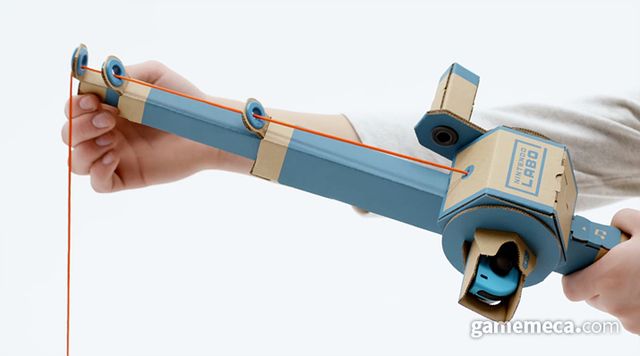 골판지를 직접 접어 조립해 작동시키는 라보 (사진출처: 라보 소개 영상 갈무리)