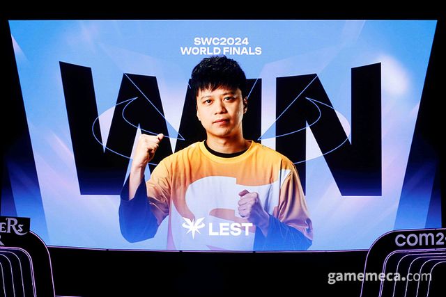 5세트 풀 경기 끝에 승기를 쟁취한 LEST 선수 (사진제공: 컴투스)