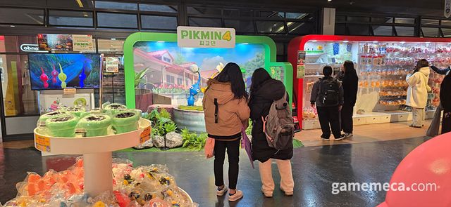 잠시 반짝하고 말 인기라고 생각됐지만, 한 달 넘게 그 인기를 유지하고 있다 (사진: 게임메카 촬영)