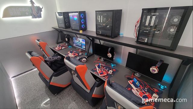 4개에서 5개 자리로 구성된 방을 만날 수 있다 (사진:게임메카 촬영)