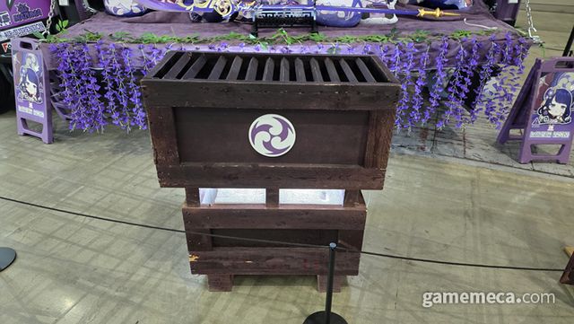 너무 많아서 사진에 다 담지도 못한 금손 유저들의 2차 창작물들 (사진: 게임메카 촬영)