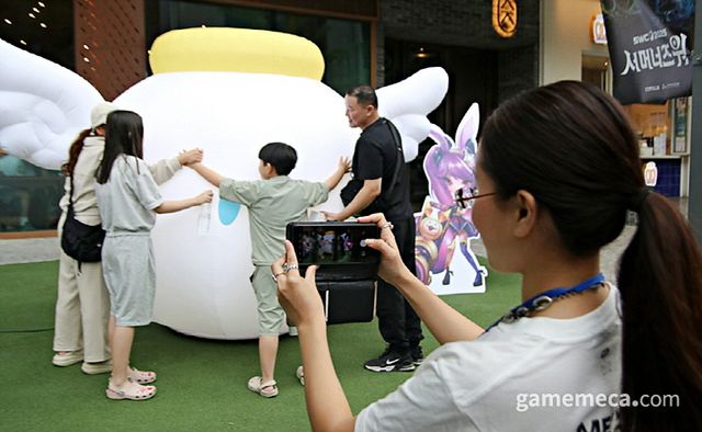 서머너즈 워 월드 아레나 챔피언십 2025 현장 (사진제공: 컴투스)