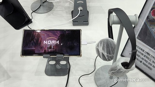 시연이 한창인 부스 내부 (사진: 게임메카 촬영)