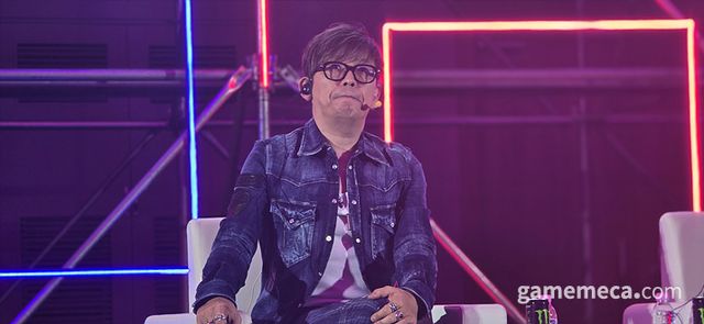 개발자들이 서비스하는 것은 '스토리'가 아니라 '게임'이기 때문에 게임의 핵심인 플레이에 집중해야 함을 강조했다 (사진: 게임메카 촬영)