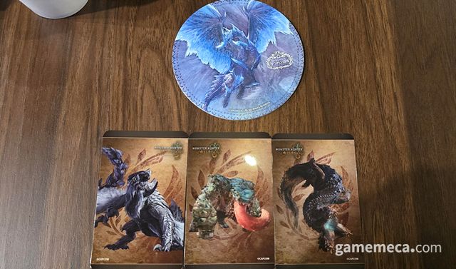 참고로 몬스터 헌터 와일즈 페어 메뉴를 먹으면 메뉴 하나 당 와일즈에 출전하는 몬스터들의 포토카드를 랜덤으로 제공하므로 운이 좋기를 빌어보자 (사진: 게임메카 촬영)