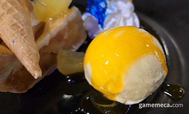 맛은 전반적으로 무난한 과일 디저트 느낌으로, 다소 차갑기 때문에 머리가 저릿할 수 있으니 주의하자 (사진: 게임메카 촬영)