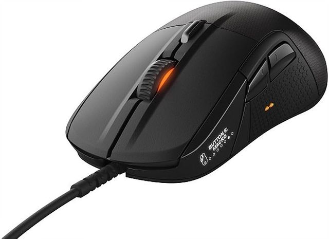 각종 상황들을 촉각으로 전달해 주는 스틸시리즈 RIVAL 700 (사진출처: 스틸시리즈 공식 홈페이지)