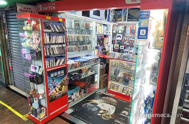 게임 매장들도 있지만, 처음 방문한 매장에 비하면 전반적으로 규모가 작았다 (사진: 게임메카 촬영)