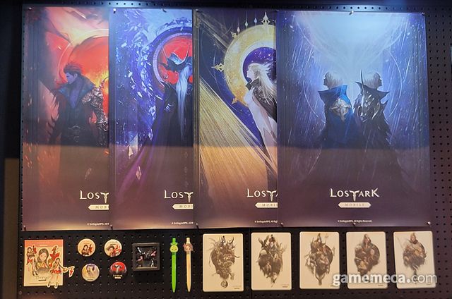 웅장함이 느껴지는 포스터 (사진: 게임메카 촬영)