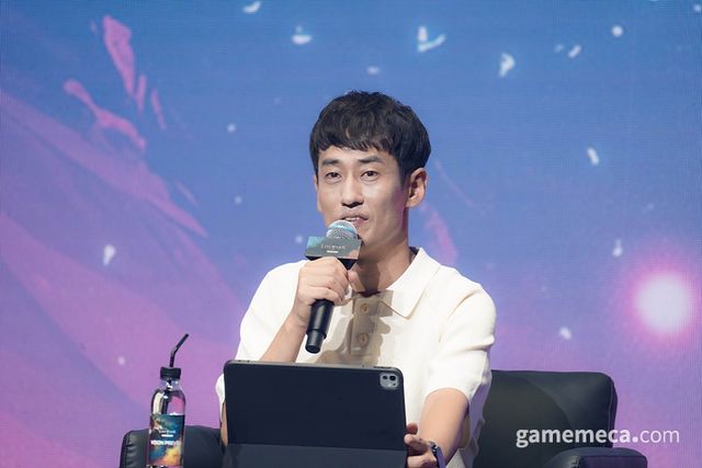 로스트아크 모바일 이정환 디렉터 (사진제공: 스마일게이트RPG)