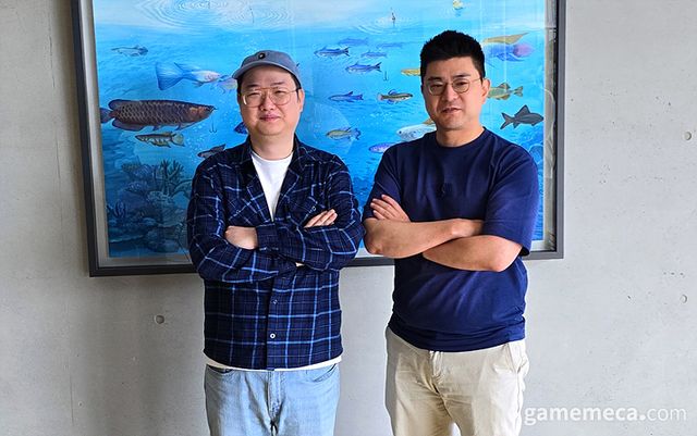 NHN 정중재 사업실장(좌)과 김동선 총괄 PD(우) (사진: 게임메카 촬영)