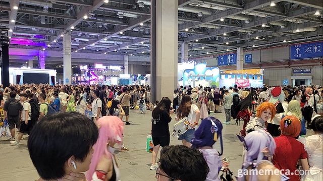 게임을 제외한 서브컬처 행사에만 집중한 전시관도 마련되어 있다 (사진: 게임메카 촬영)