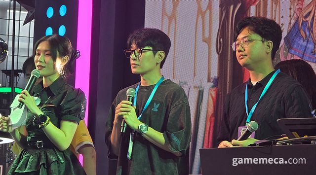 브라운더스트2 이준희 PD가 방문해 유저들과 소통하는 이벤트도 실시했다 (사진: 게임메카 촬영)