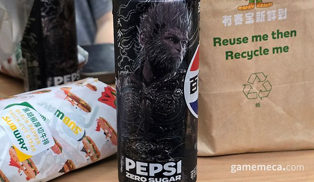 짧은 브런치 시간에 만난 서브웨이에서 받은 콜라에는 '오공' 프린팅이 된 제품을 받았다 (사진: 게임메카 촬영)