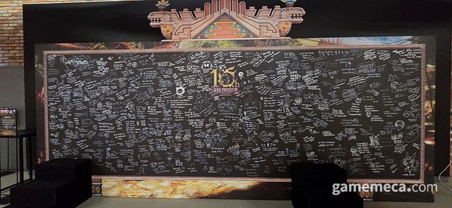 로비에는 메시지월을 포함해 다양한 이벤트가 진행중이었는데 (사진: 게임메카 촬영)