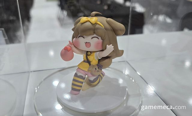 압도적인 귀여움을 보여주는 버터 피규어가 가장 눈에 들어왔다 바로 굿즈를 판매하는 오프라인 스토어다 (사진: 게임메카 촬영)