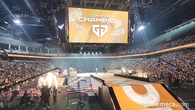 2025 LCK 우승을 차지한 젠지 (사진: 게임메카 촬영)