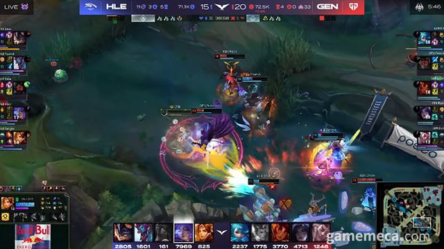 2세트는 팽팽한 접전이 이어졌다 (사진: 게임메카 촬영)