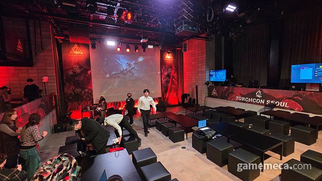 행사장 안으로 들어서면 (사진: 게임메카 촬영)
