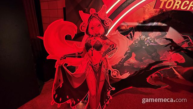 시즌 콘셉트를 살린 포토존이 유저를 기다린다 (사진: 게임메카 촬영)