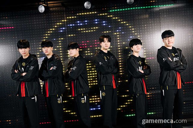 장로 그룹 1, 2위를 기록 중인 T1(상)과 BNK 피어엑스(하) (사진제공: 라이엇게임즈)