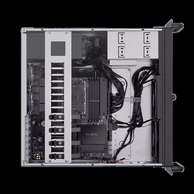 에이수스 EBS-4U900(사진제공: 에이수스 코리아)