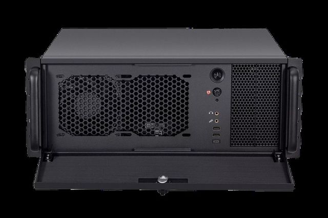 에이수스 EBS-4U900(사진제공: 에이수스 코리아)