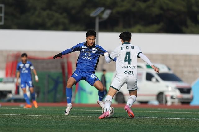 지난 1월 제주에서 열린 2026 그라운드.N 스토브리그에서 유소년 축구 선수들이 경기를 펼쳤다(사진제공: 넥슨).