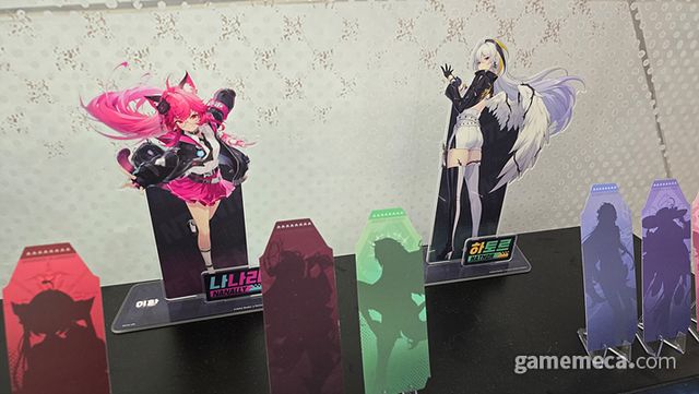 게임의 오리지널 굿즈를 얻을 수 있다