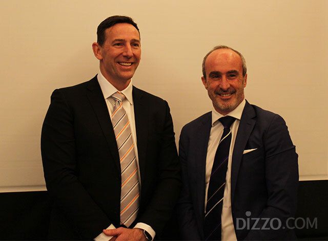 에반 크루즈(Evan Kruse) 젯스타 그룹 세일즈 총괄(좌), 존 시메오네(John Simeone) 콴타스 인터내셔널 세일즈 총괄 부사장(우)