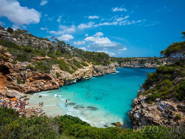 사진제공=호텔스컴바인 & 카약