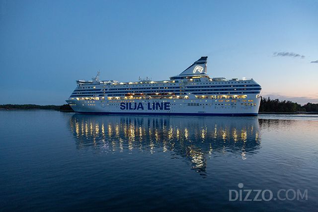 롯데관광개발은 크루즈 전세선 운항을 위해 지난 1월 글로벌 크루즈 선사인 코스타 크루즈와 업무 협약을 공식 체결했다.(사진제공=롯데관광개발)