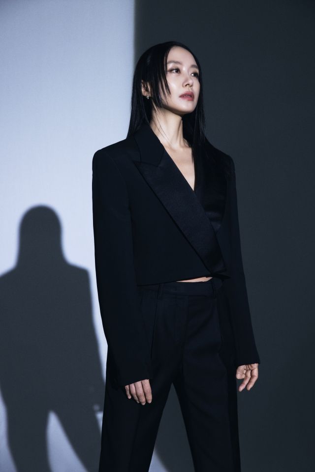 영화 '길복순'에서 타이틀롤을 맡아 열연한 배우 전도연 / 사진 : 넷플릭스 제공