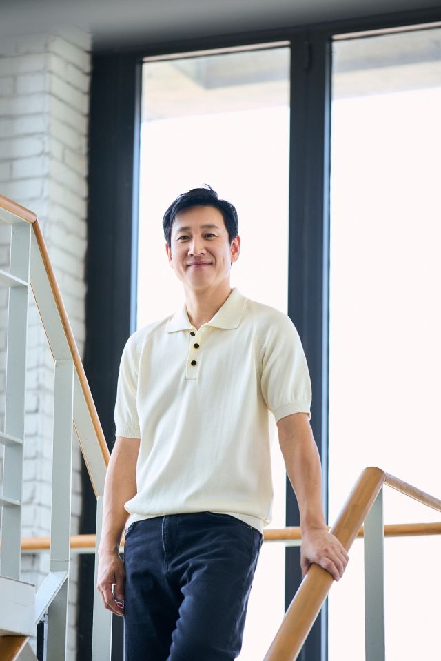 영화 '킬링로맨스'에서 조나단 역을 맡은 배우 이선균 / 사진 : 롯데엔터테인먼트 제공