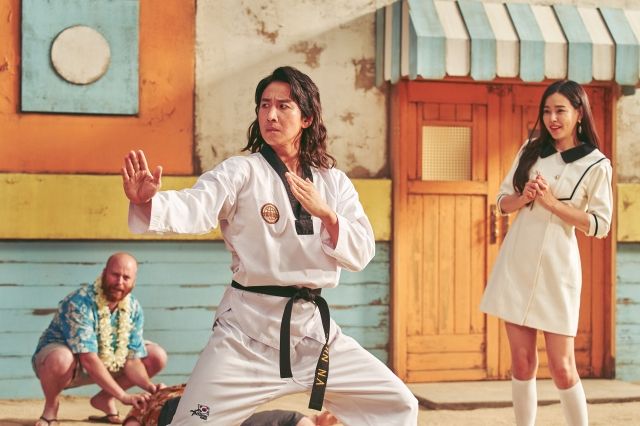 영화 '킬링로맨스'에서 조나단 역을 맡은 배우 이선균 / 사진 : 롯데엔터테인먼트 제공