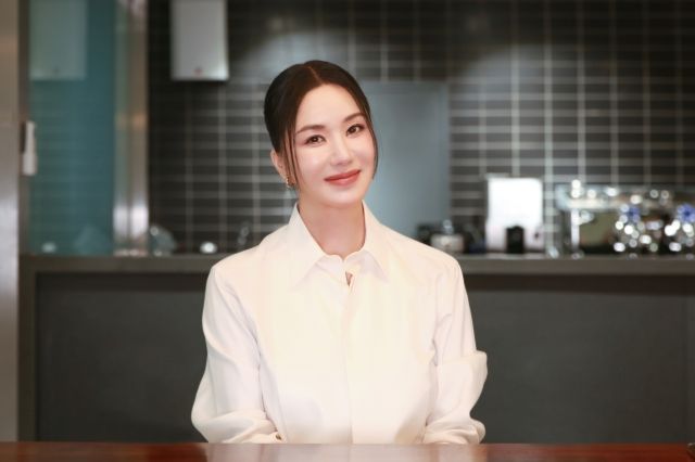 사진: 사람엔터테인먼트 제공