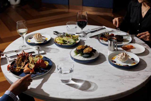 폭염으로 지친 입맛 돋우는 호텔가 미식 대향연