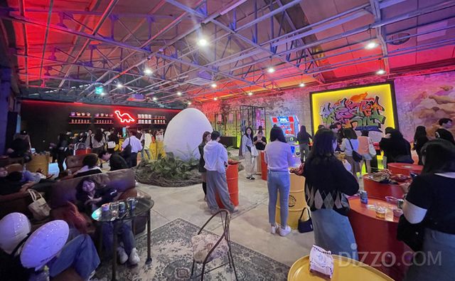 [현장취재] “용가리가 돌아왔다!” 어린 시절 감성 제대로 자극하는 ‘용가리 치킨 팝업’