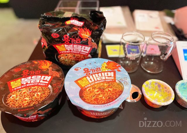 [현장취재] “용가리가 돌아왔다!” 어린 시절 감성 제대로 자극하는 ‘용가리 치킨 팝업’