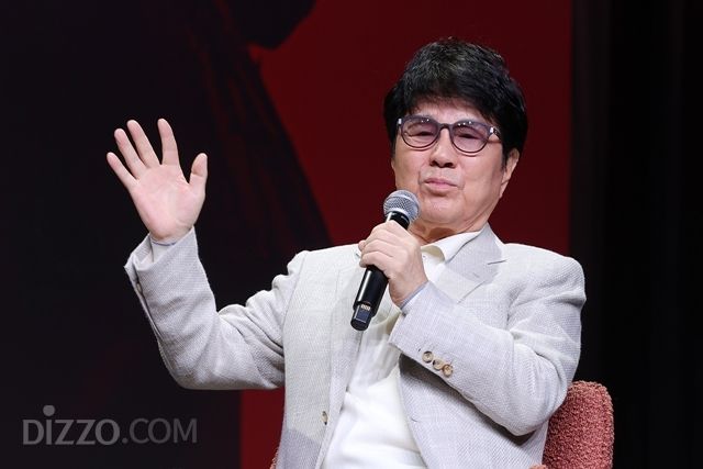 [종합] "지금은 옛날 조용필은 아닙니다"…끝없는 연구로 완성한 정규 20집