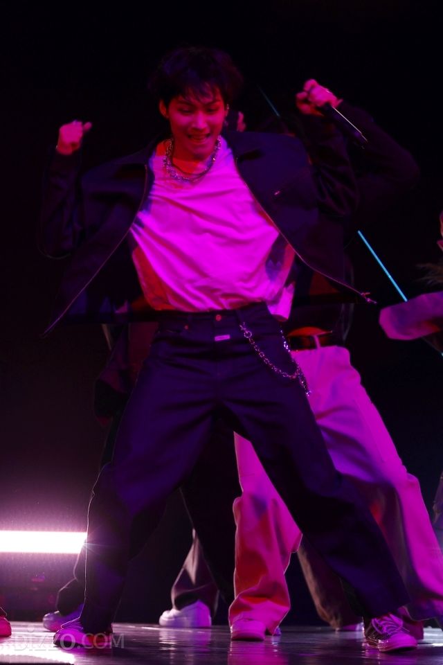 갓세븐 제이비, 첫 솔로 정규앨범으로 컴백…스웨그 넘치는 무대 장인[포토]