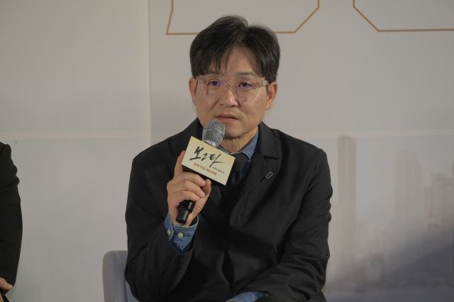 [종합] "변주하는 재미 느껴"…송중기의 3단 변화 담은 연기 맛집 '보고타'