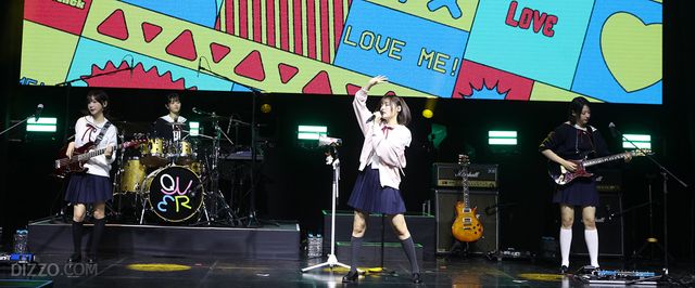 [종합] "'디스코드'보다 잘 될 각오"…국민 '마니또' 노리는 QWER