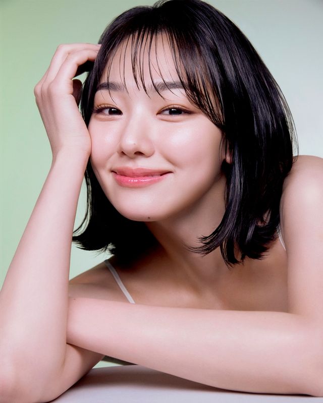 강미나, 뷰티 브랜드 앰버서더 발탁…우아한 미소