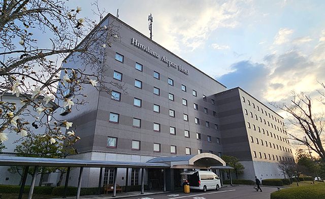 히로시마 에어포트 호텔은 공항에서 걸어서도 5분이면 도착하는 호텔이다.