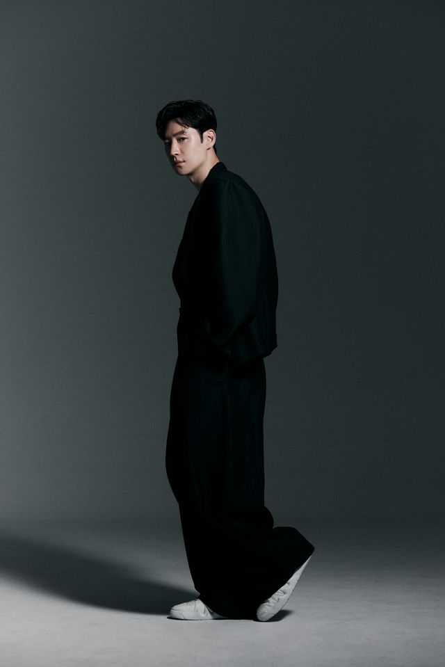 [인터뷰] 이제훈 "작품으로 목소리를 낼 수 있는 배우였으면 좋겠다"