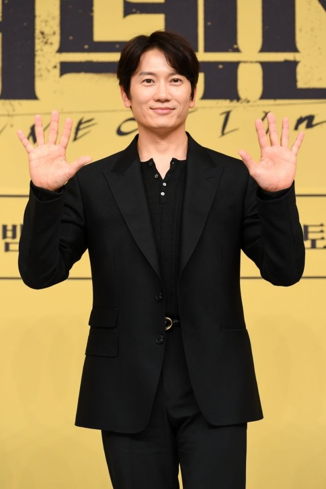 [종합] '마약 중독' 지성X'장르물 도전' 전미도…연기 맛집 예고한 '커넥션'