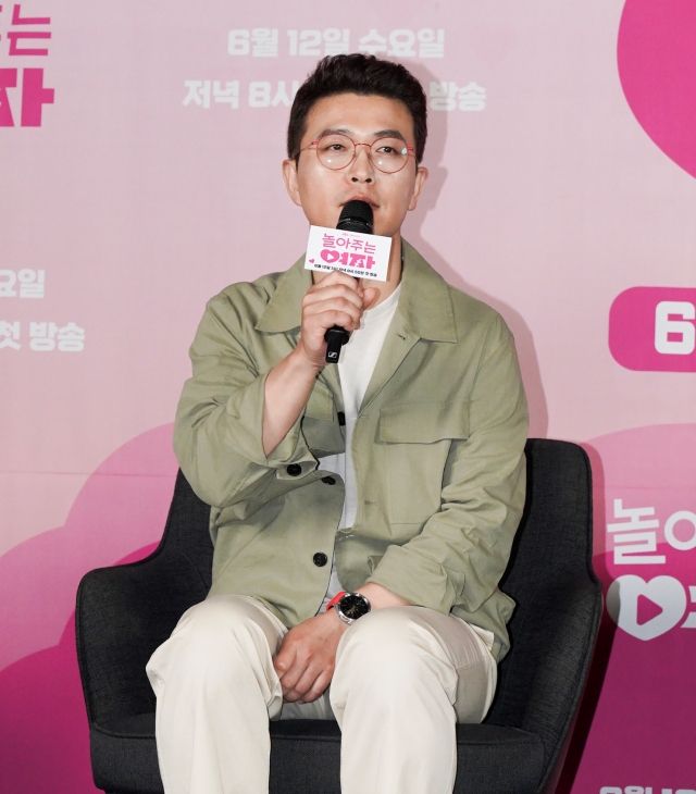 [종합] "'놀아주는 여자'는 엄태구로부터 시작"…'로코까지 되는 배우' 수식어 얻을까