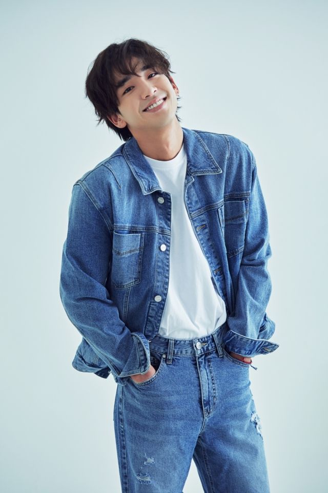 tvN 드라마 '선재 업고 튀어'에서 임금 역을 맡아 열연한 배우 송지호 / 사진 : 인연엔터테인먼트