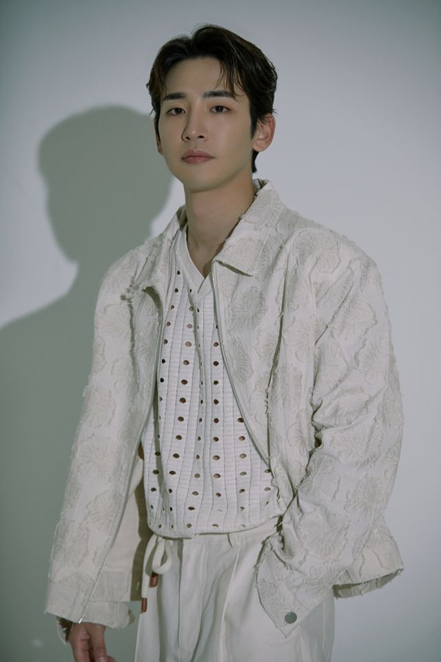 tvN 드라마 '선재 업고 튀어'에서 임금 역을 맡아 열연한 배우 송지호 / 사진 : 인연엔터테인먼트